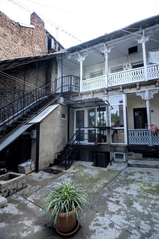 Apartment Old Tbilisi Buitenkant foto